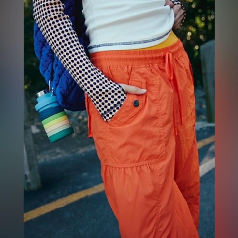 🦋Free People MOVEMENT SET ME FREE PANT size-Small - Picture 3 of 8